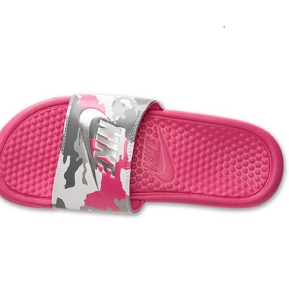 Nike Benassi Pink Camo Slides Sandals Women's Size 11